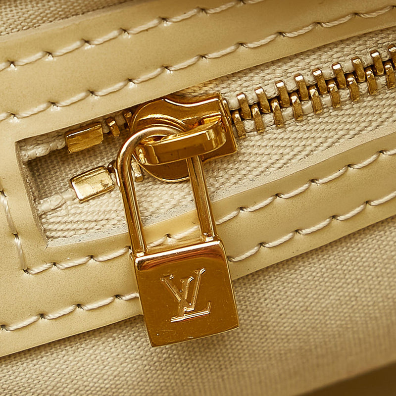 Louis Vuitton Vernis Wilshire PM (SHG-26364)