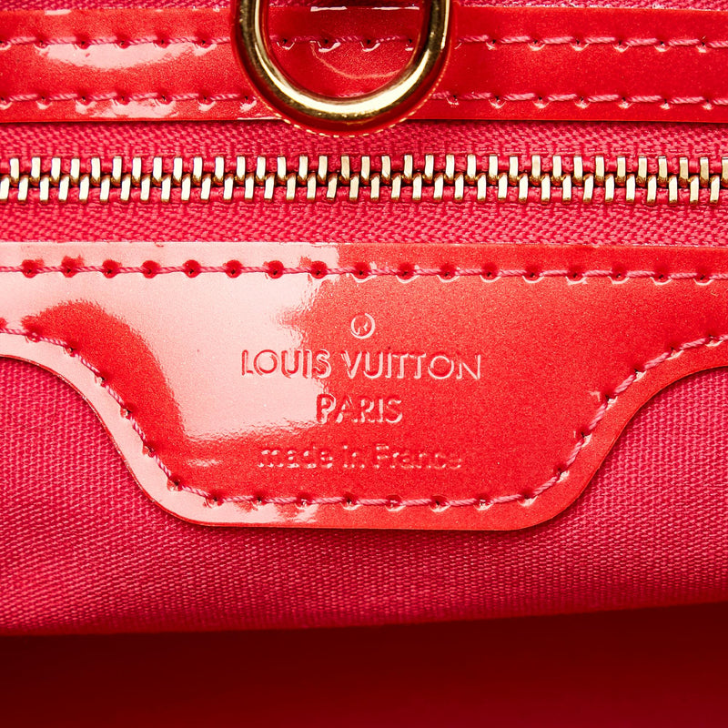 Louis Vuitton Vernis Wilshire PM (SHG-28784)