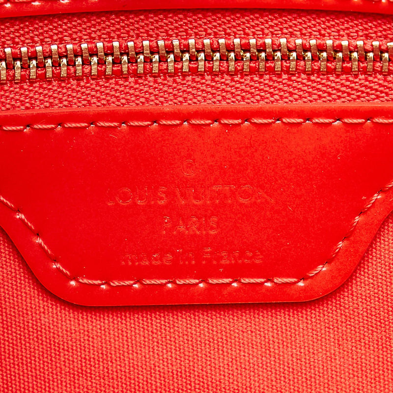 Louis Vuitton Vernis Wilshire PM (SHG-29722)