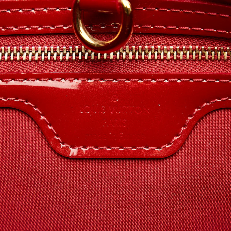 Louis Vuitton Vernis Wilshire PM (SHG-29964)
