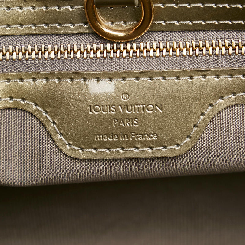 Louis Vuitton Monogram Vernis Wilshire PM (SHG-k4Mpiz)