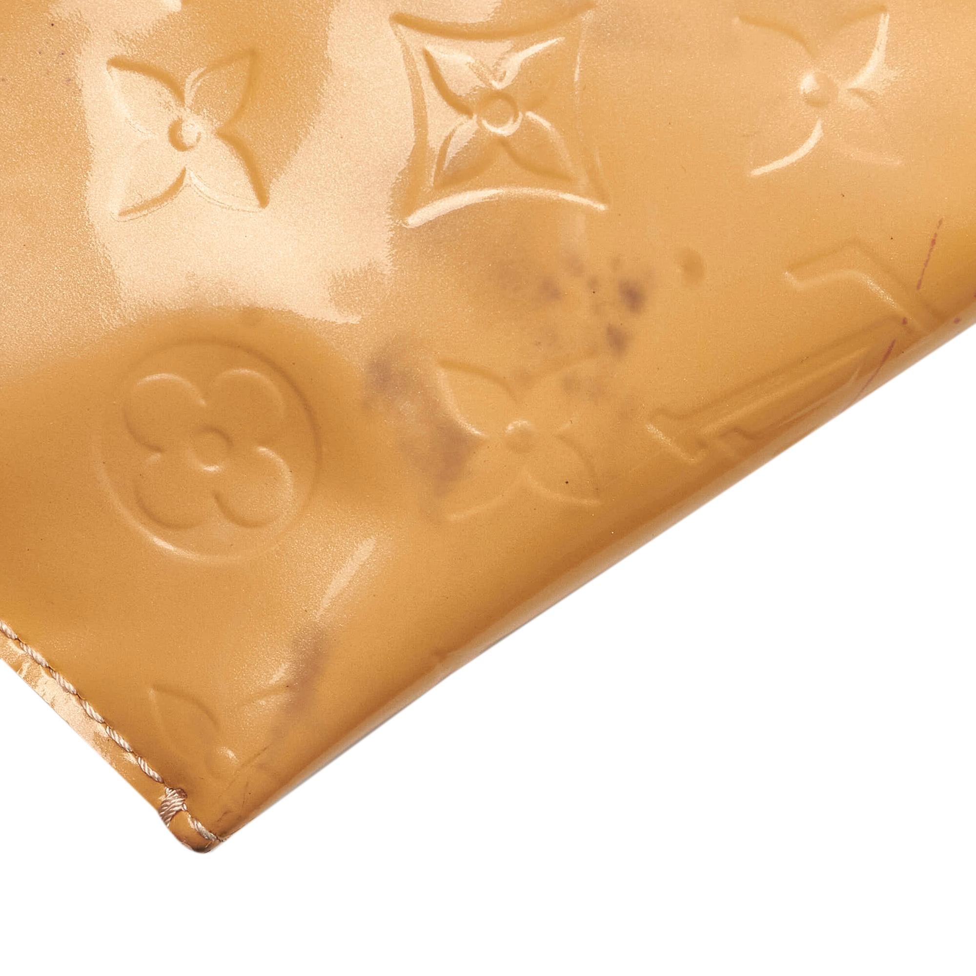 Louis Vuitton Vernis Wilshire PM (SHG-32761)