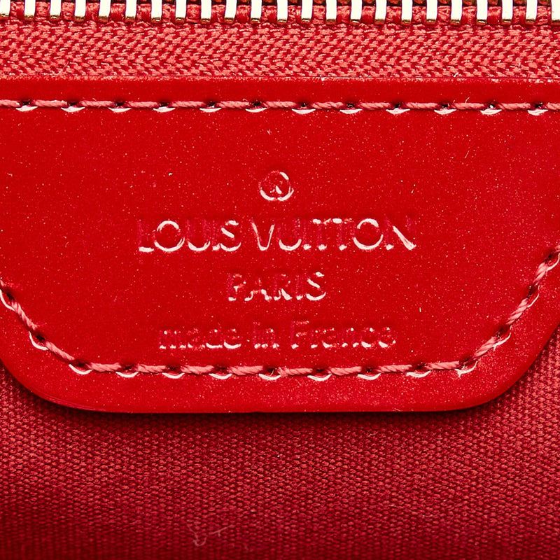 Louis Vuitton Vernis Wilshire PM (SHG-37011)