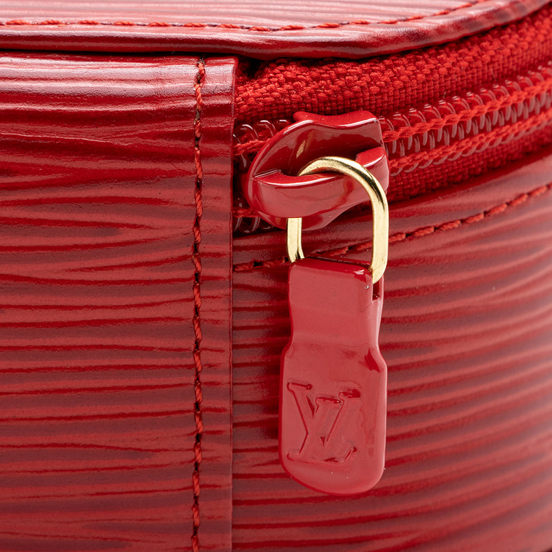 Louis Vuitton Vintage Epi Leather Bijoux MM Jewelry Case (SHF-17296) –  LuxeDH