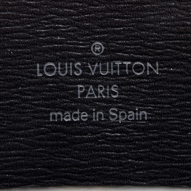 Chale Louis Vuitton Porté