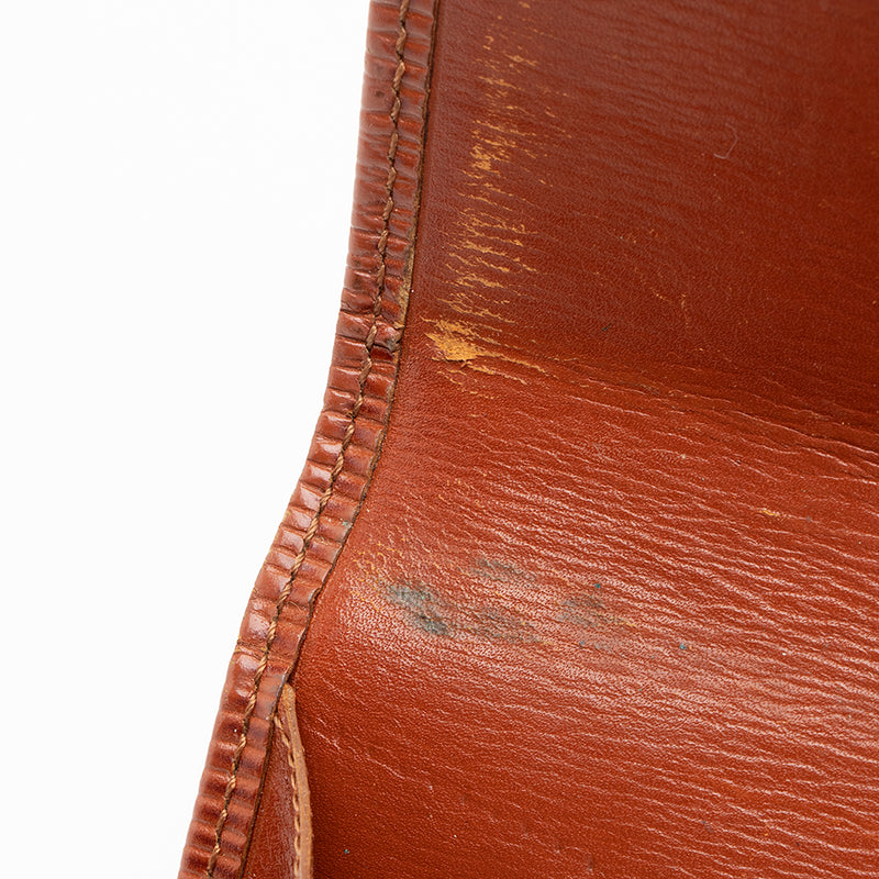 Louis Vuitton Vintage Epi Leather Sarah Wallet - FINAL SALE (SHF-19688 –  LuxeDH