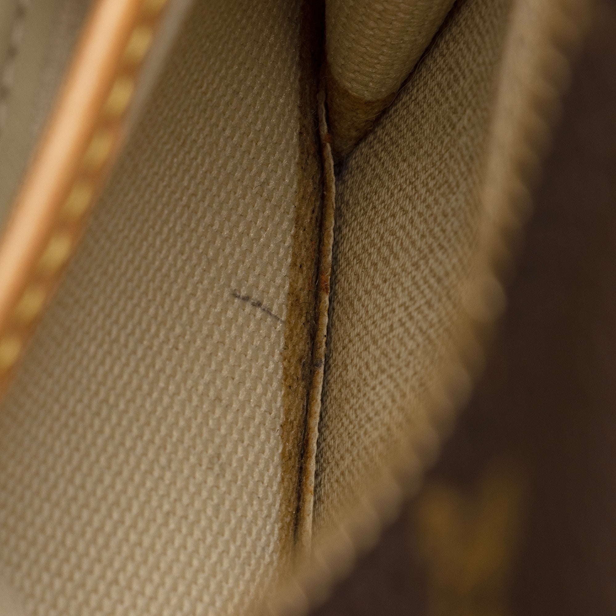 Louis Vuitton Vintage Monogram Canvas Deauville Satchel (SHF-23592)