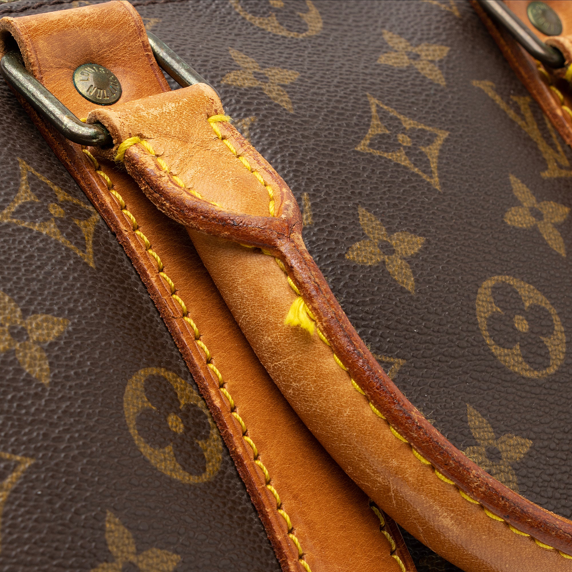 Louis Vuitton Vintage Monogram Canvas Keepall Bandouliere 45 Duffle Bag (SHF-23676)