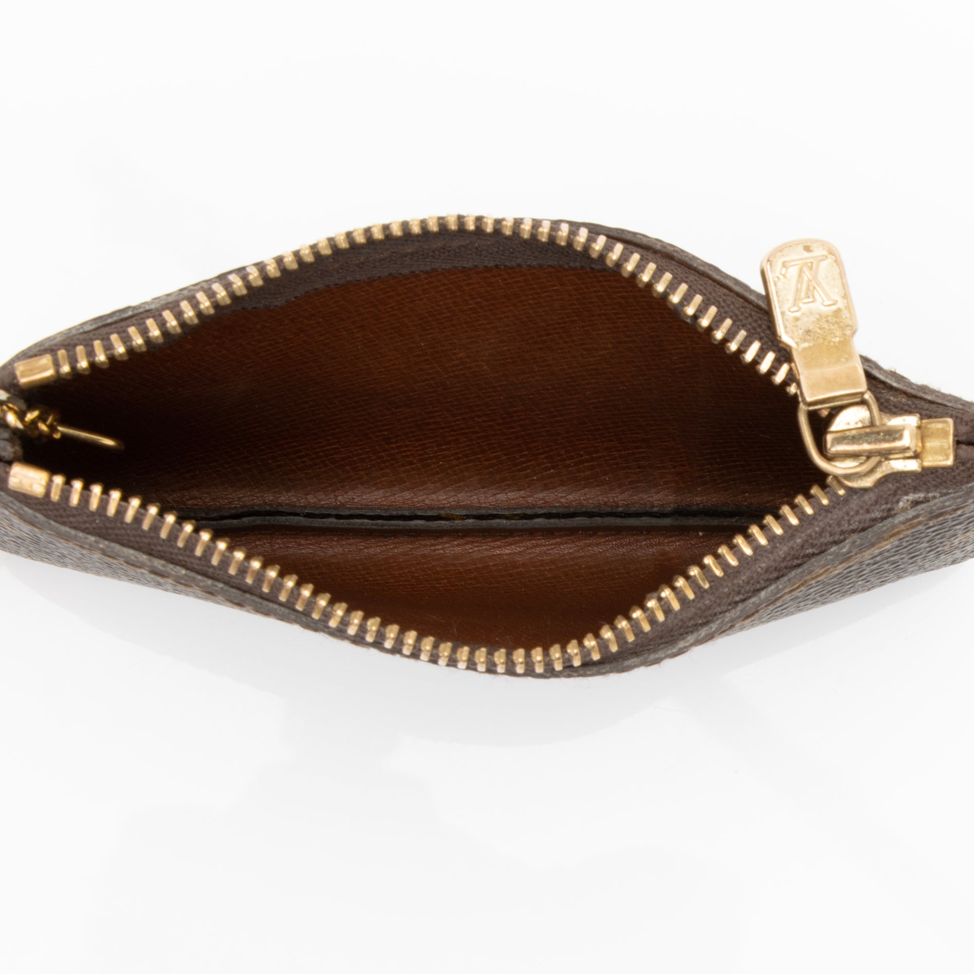 Louis Vuitton Vintage Monogram Canvas Key Pouch (SHF-23899)