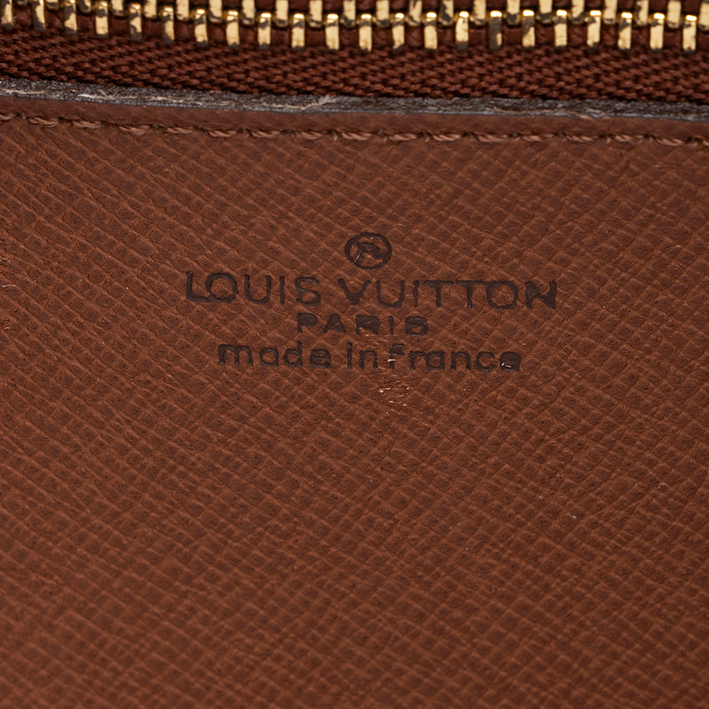 LOUIS VUITTON Monogram Canvas Marly Dragonne PM Clutch Bag E4036
