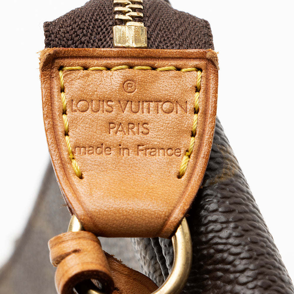 Louis Vuitton Vintage Monogram Canvas Pochette Accessoires (SHF-17706)