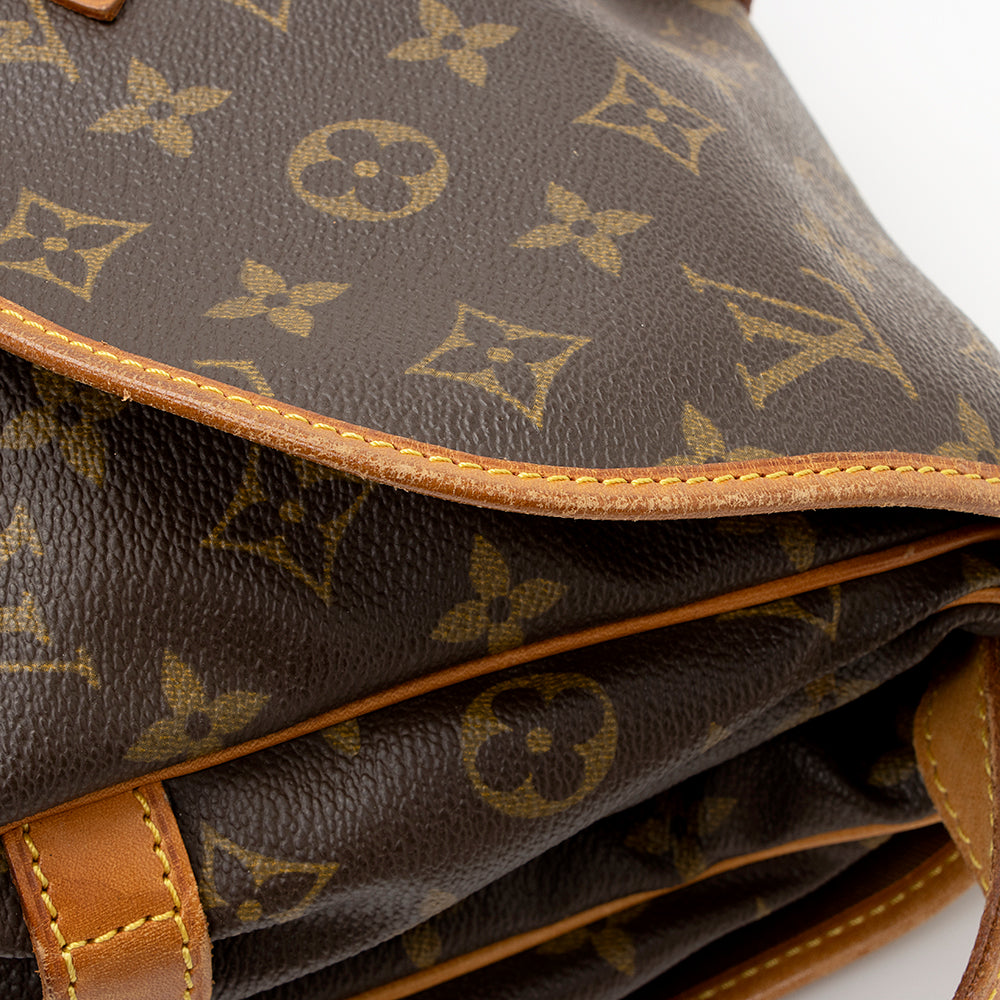Louis Vuitton Vintage Monogram Canvas Saumur 30 Messenger Bag (SHF-20797)