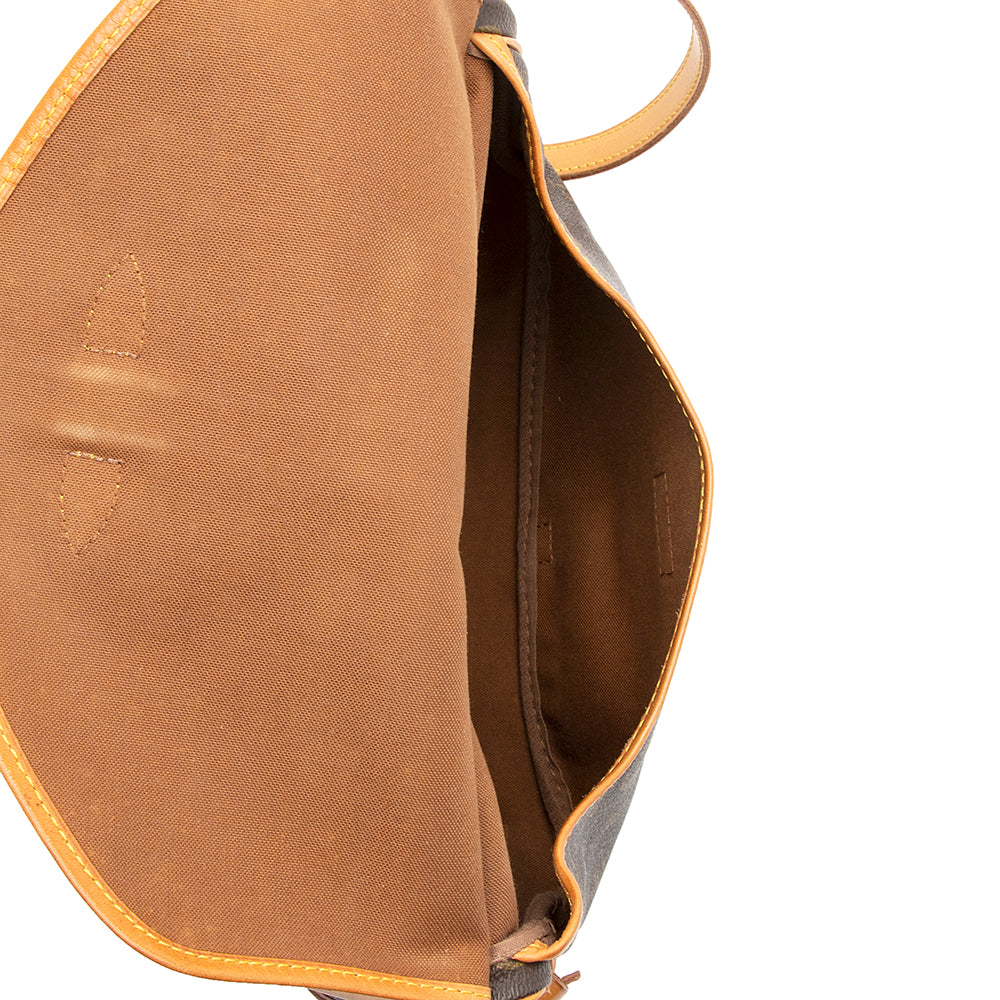 Louis Vuitton Vintage Monogram Canvas Saumur 30 Messenger Bag (SHF-F6ygbP)