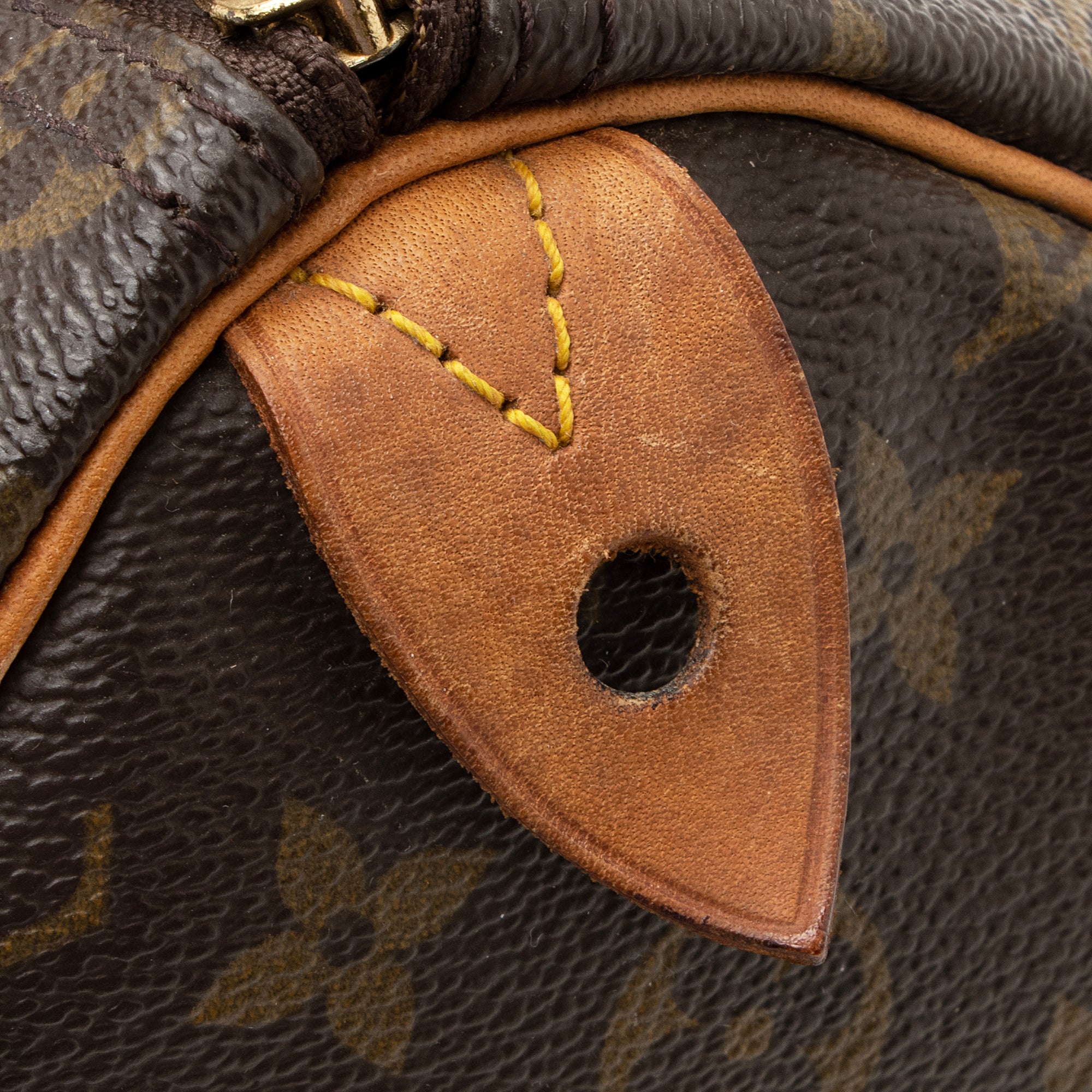 Louis Vuitton Vintage Monogram Canvas Speedy 35 Satchel (SHF-22507)