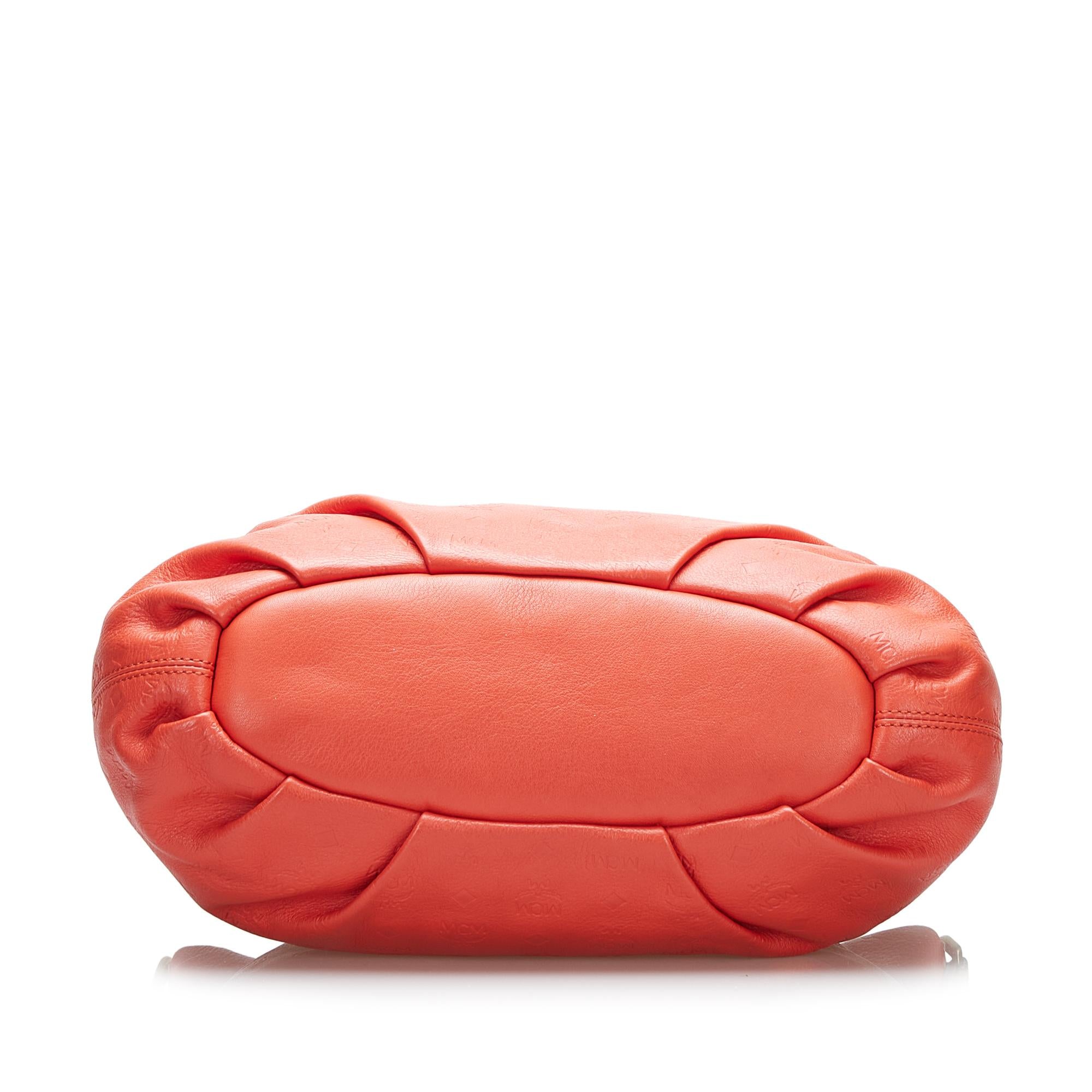 MCM Calf Leather Satchel (SHG-2pS6lq)