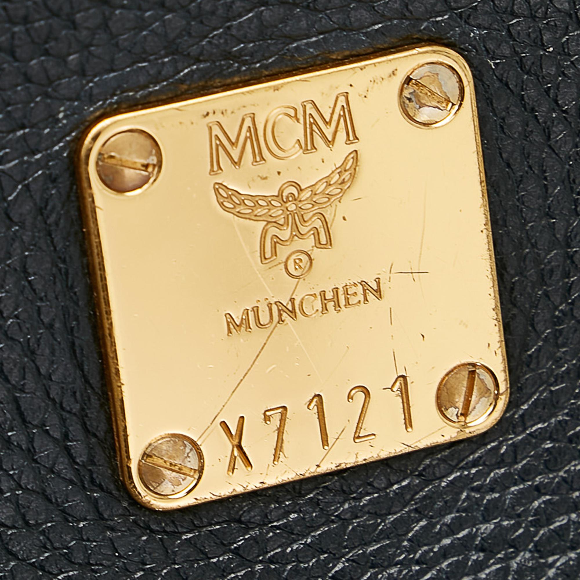 MCM Leather Shoulder Bag (SHG-25471)