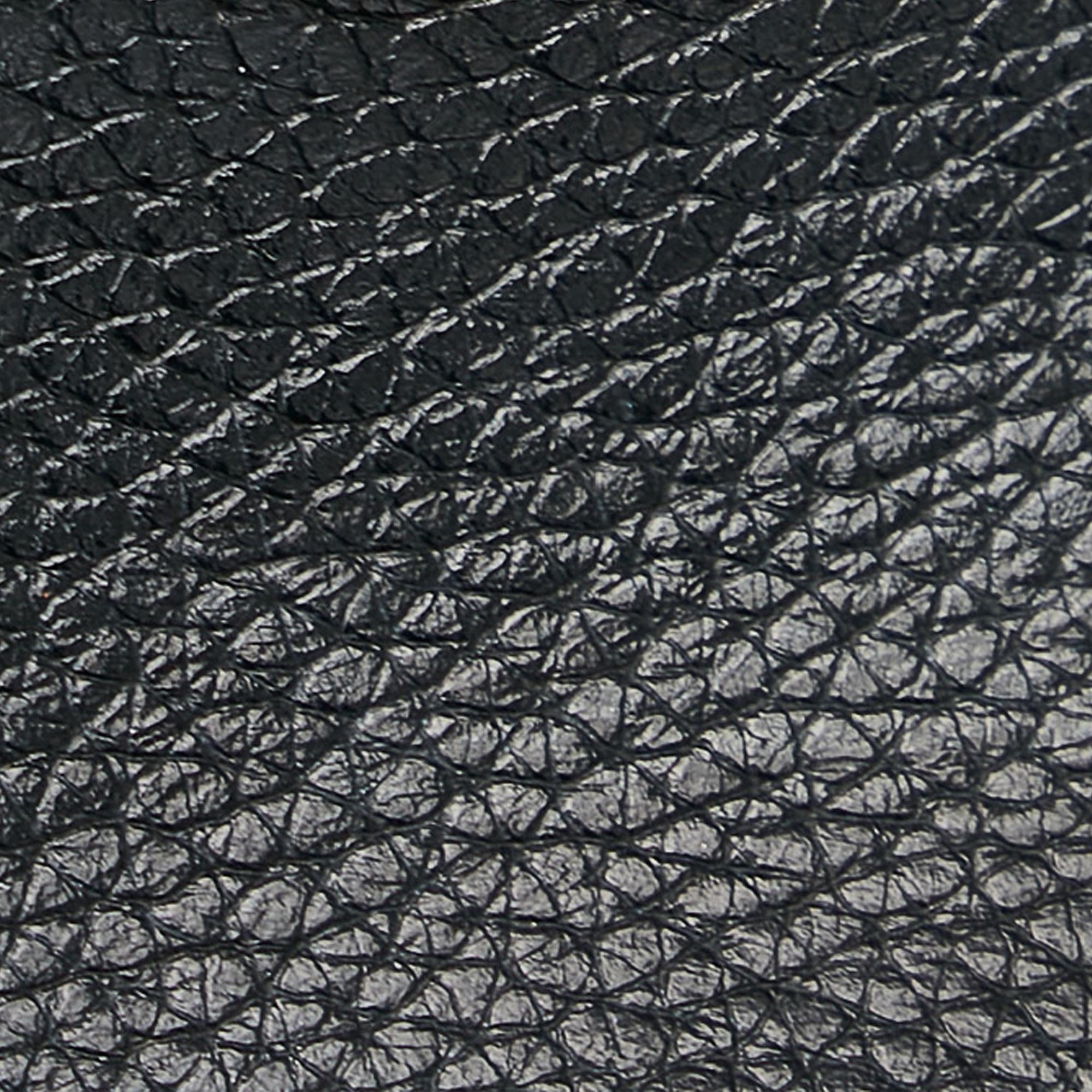 MCM Leather Shoulder Bag (SHG-25471)