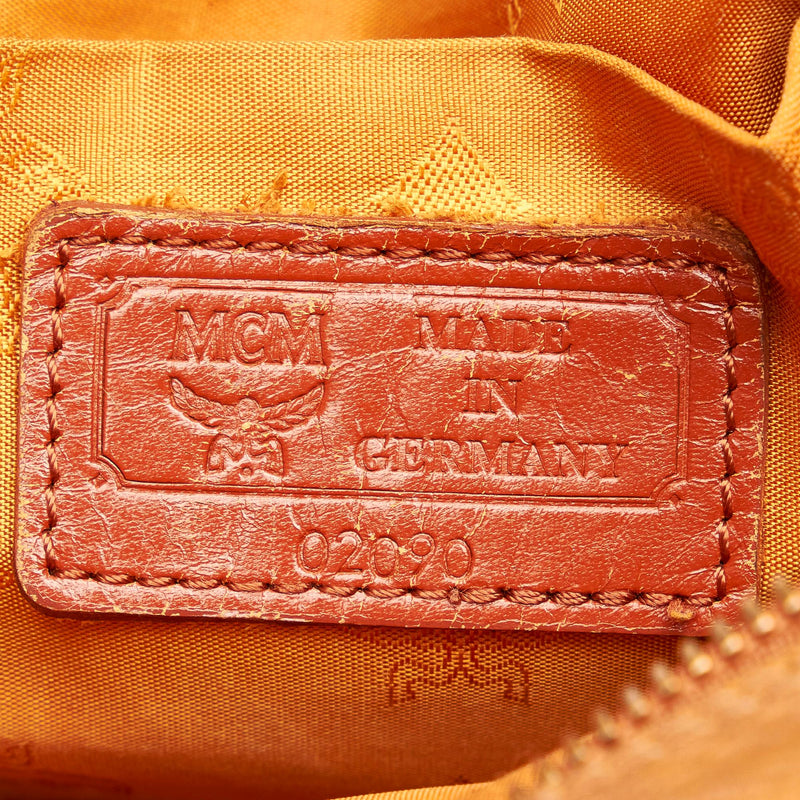 MCM Visetos Leather Clutch Bag (SHG-31029) – LuxeDH