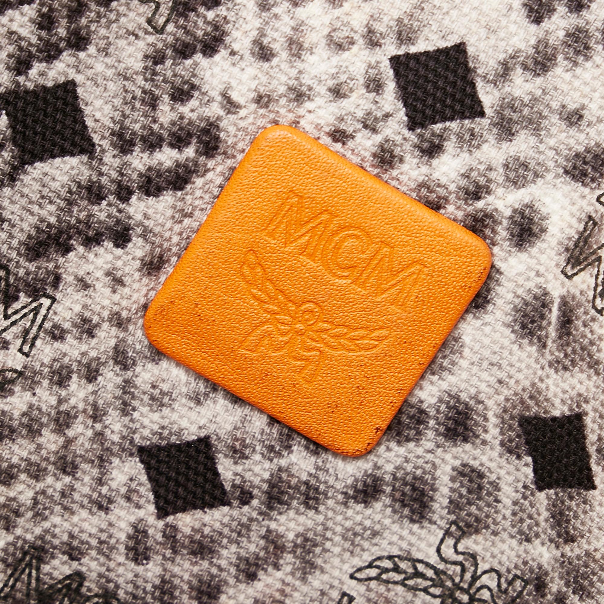 MCM Visetos Reversible Liz Tote Bag (SHG-28957)