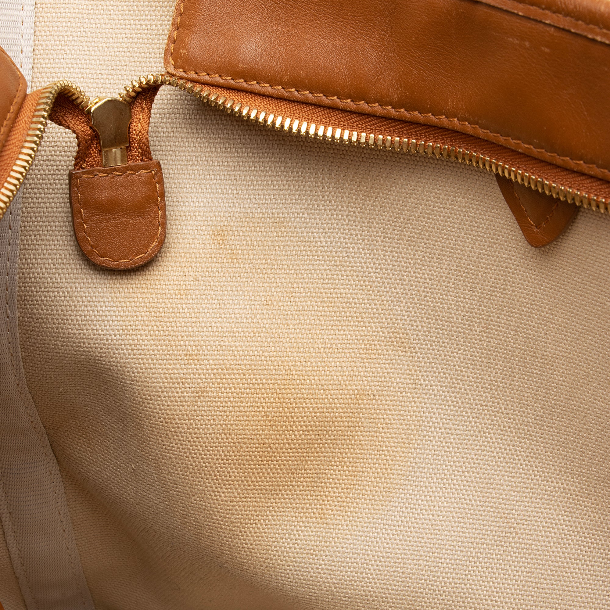 MCM Visetos Yris Large Top Zip Shopper Tote (SHF-23876)