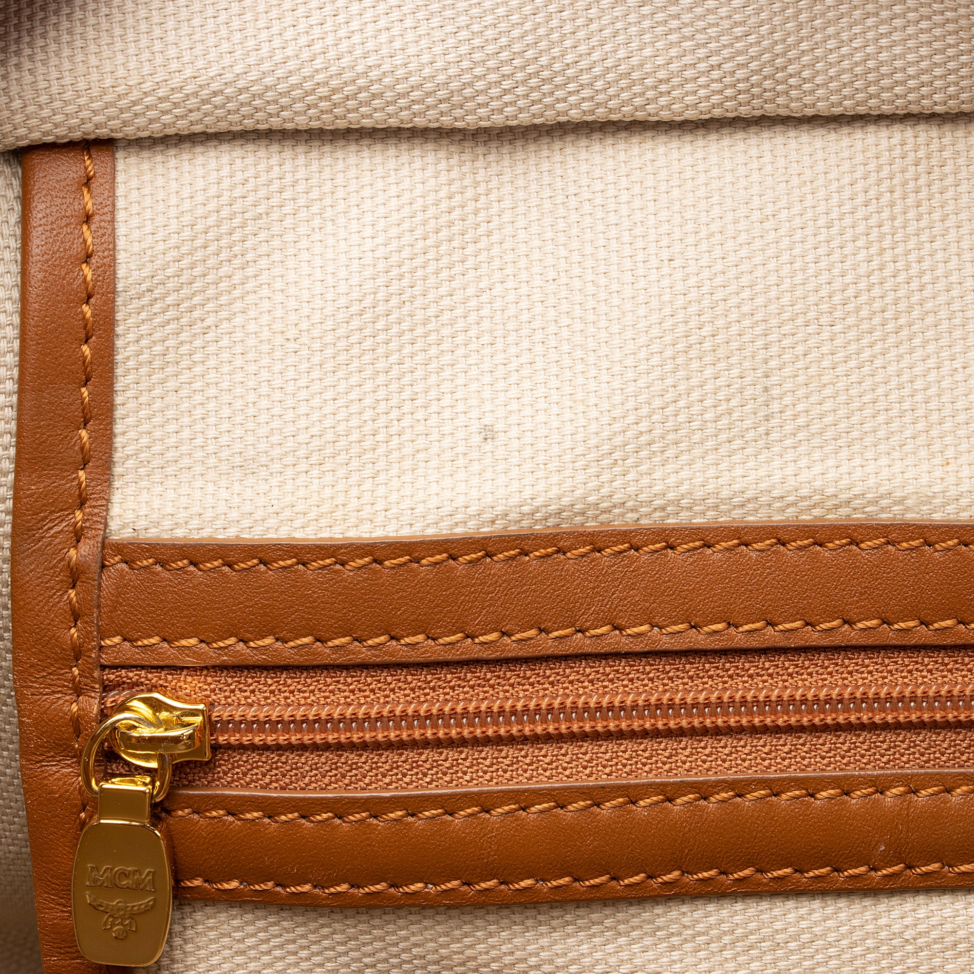 MCM Visetos Yris Large Top Zip Shopper Tote (SHF-23876)