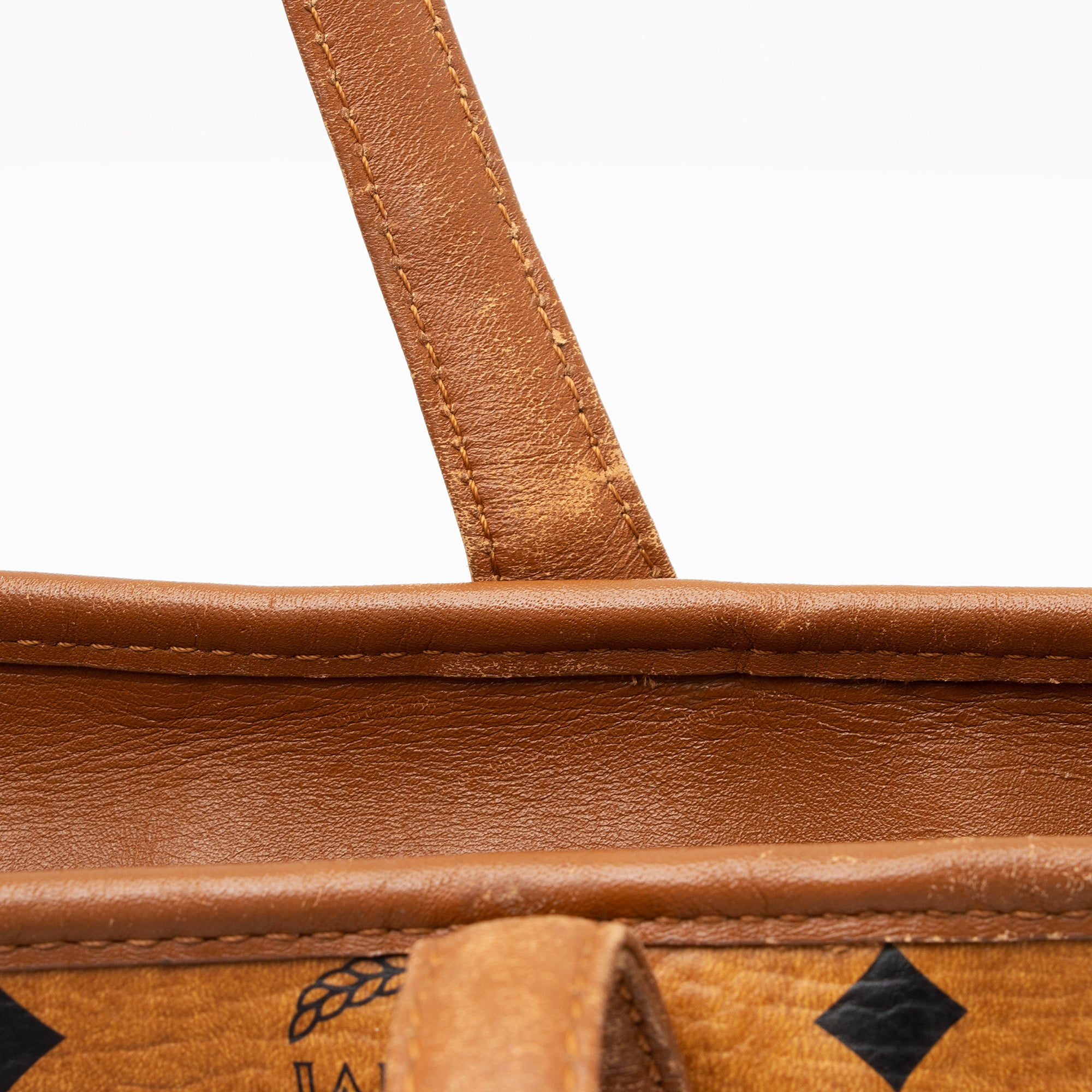 MCM Visetos Yris Large Top Zip Shopper Tote (SHF-23876)