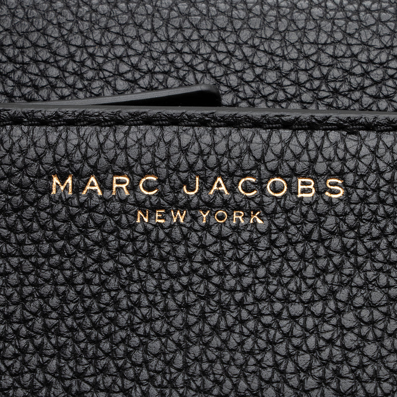 Marc Jacobs Leather Recruit Nomad Shoulder Bag (SHF-22742)