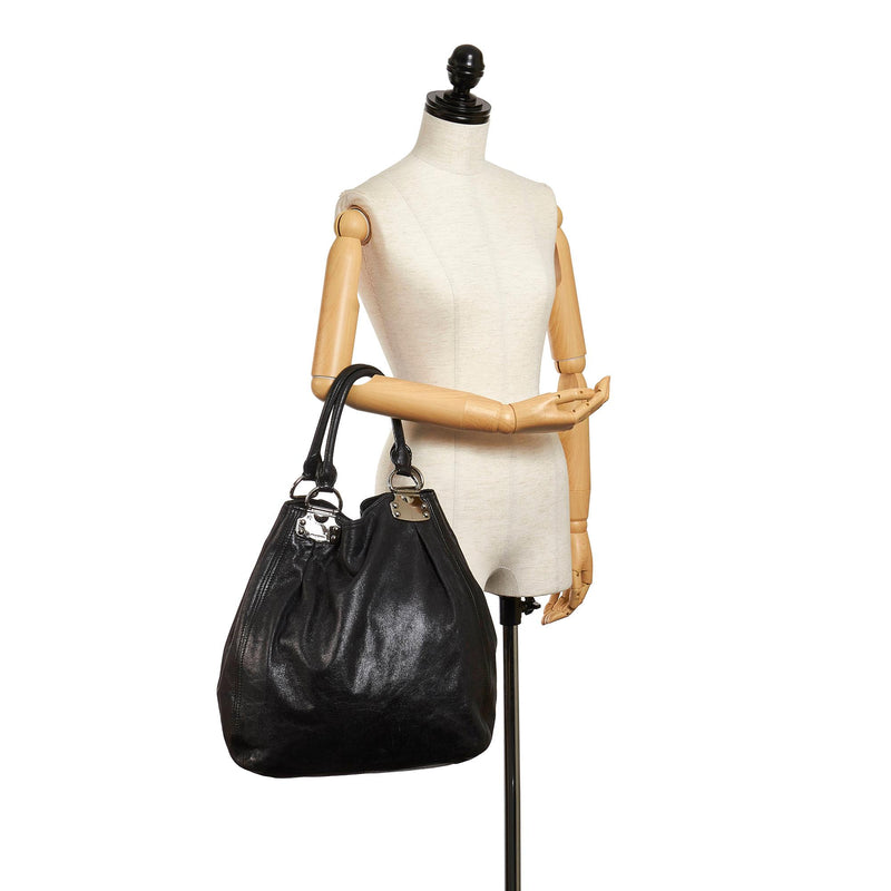 Miu Miu Leather Handbag (SHG-29672)