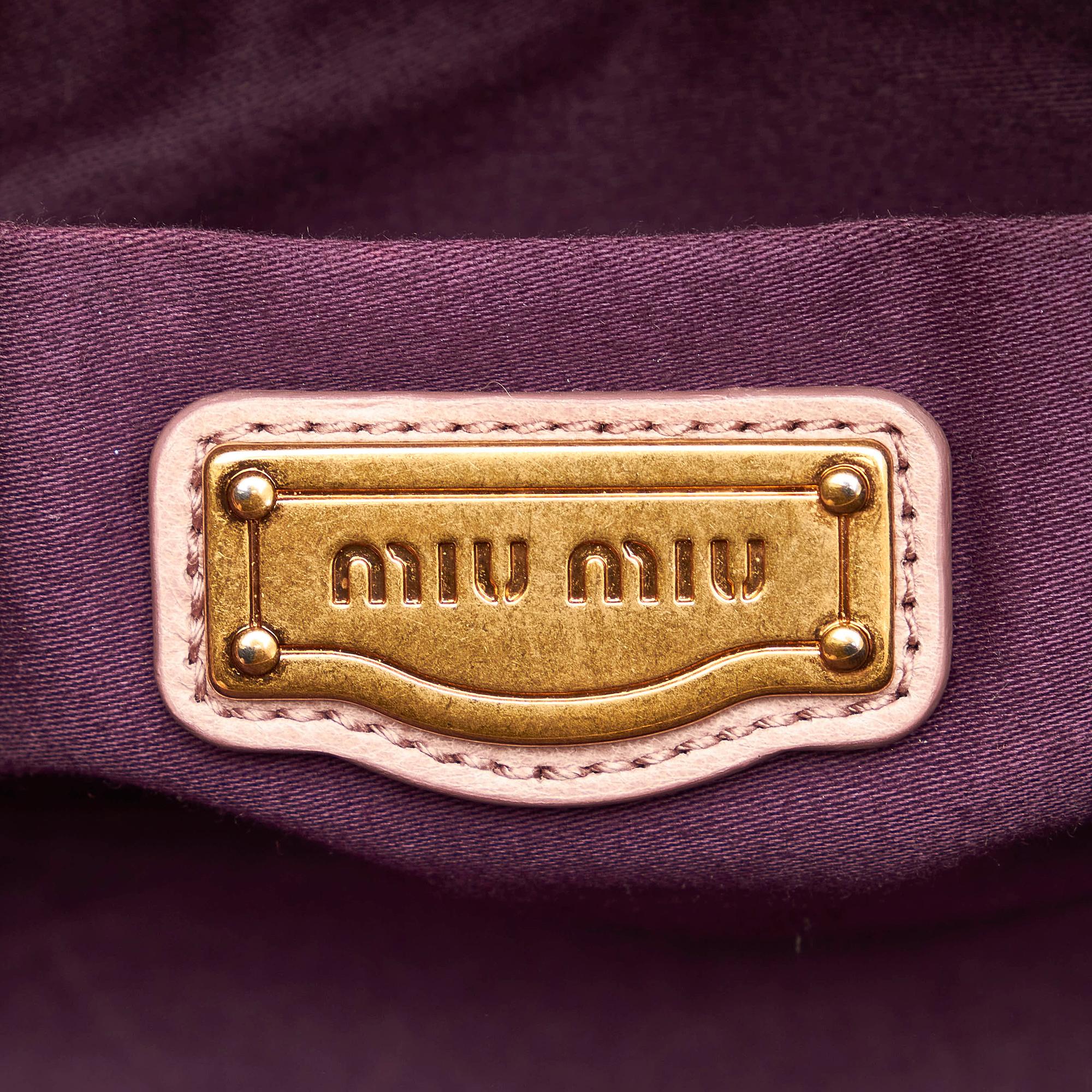 Miu Miu Leather Handbag (SHG-31255)