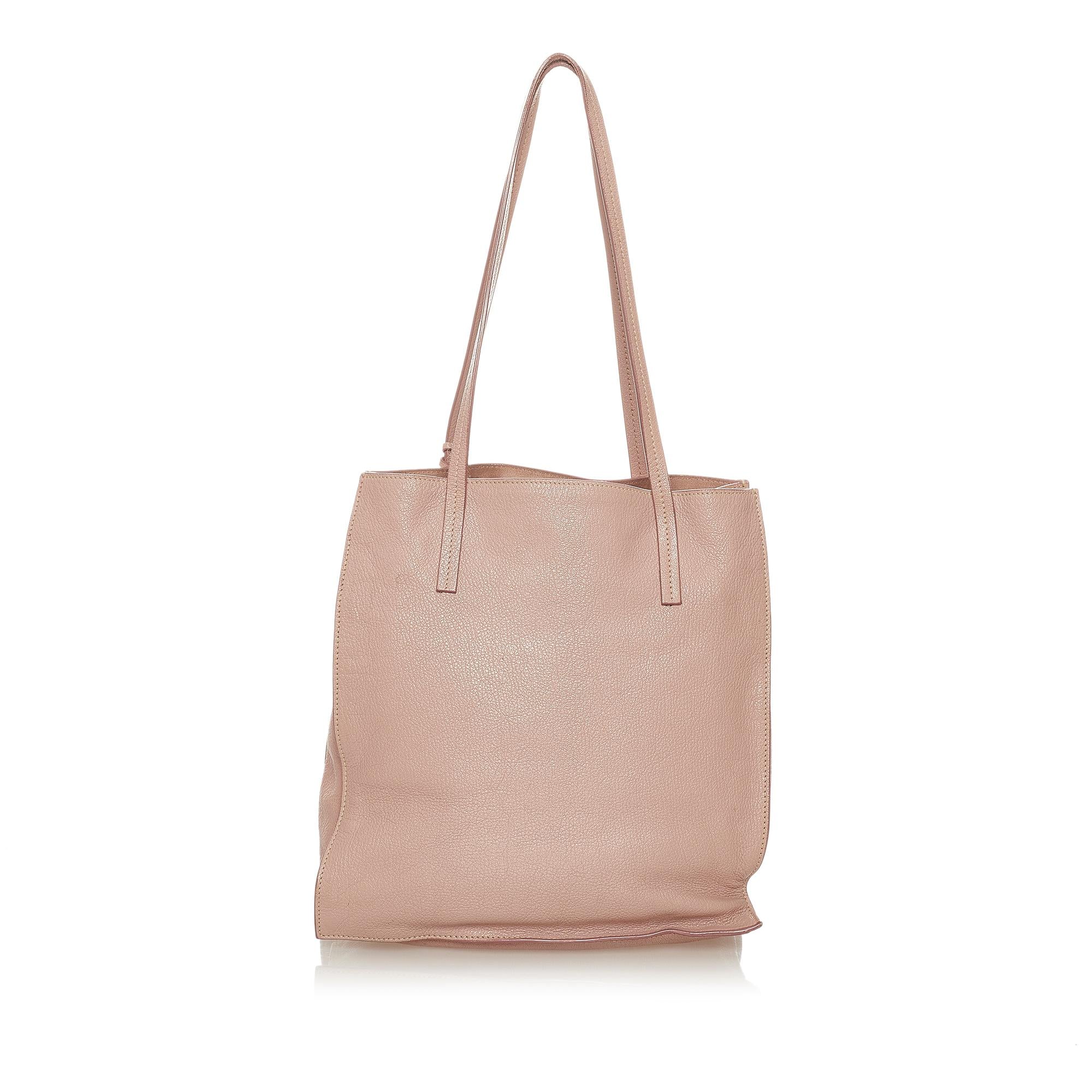 Miu Miu Leather Tote Bag (SHG-27567)