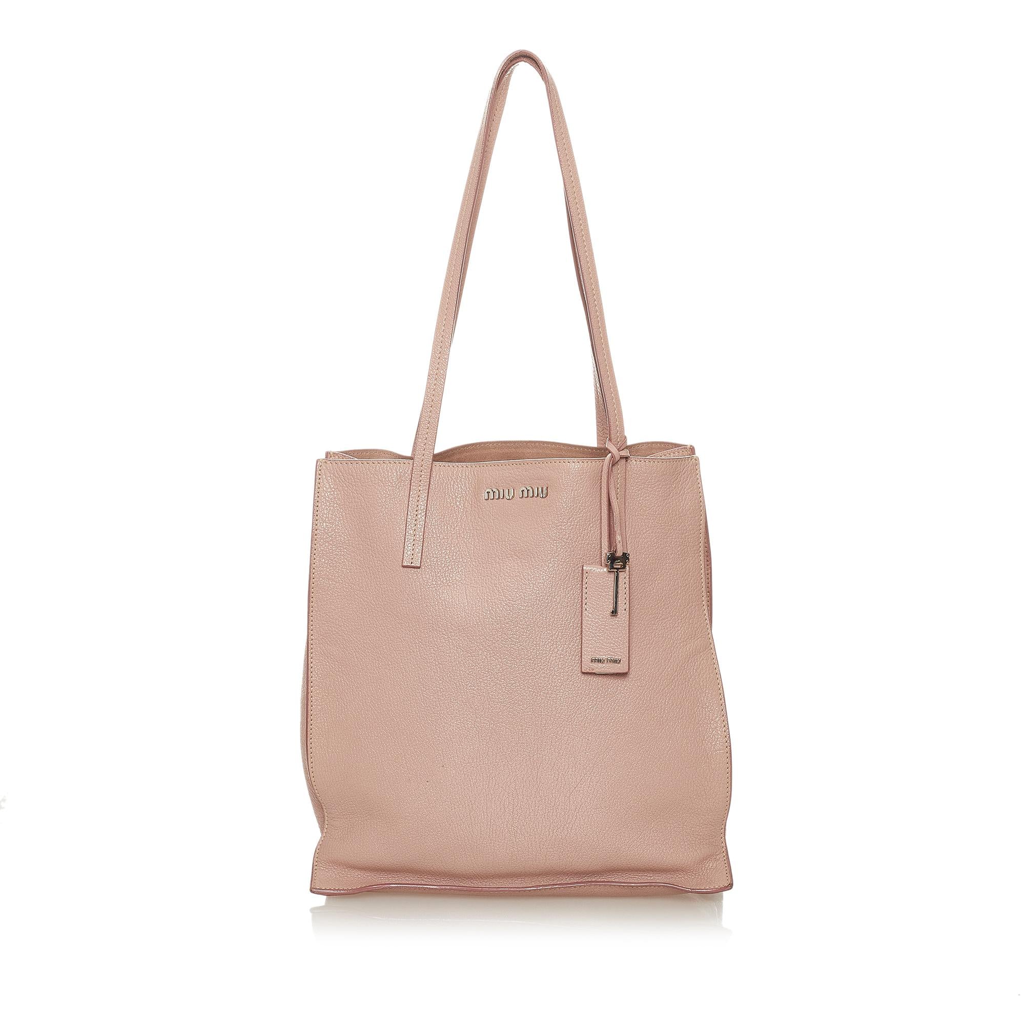 Miu Miu Leather Tote Bag (SHG-27567)