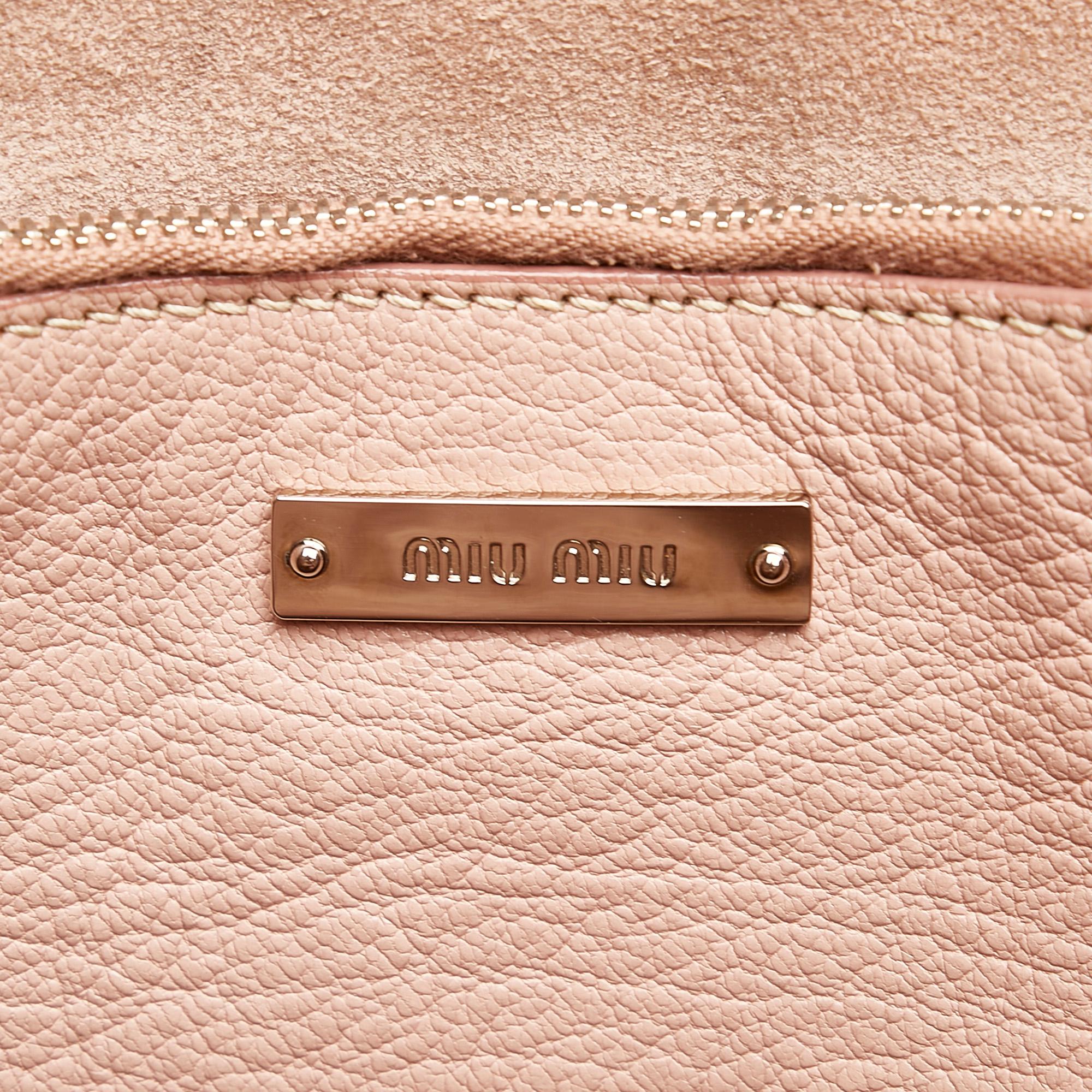 Miu Miu Leather Tote Bag (SHG-27567)