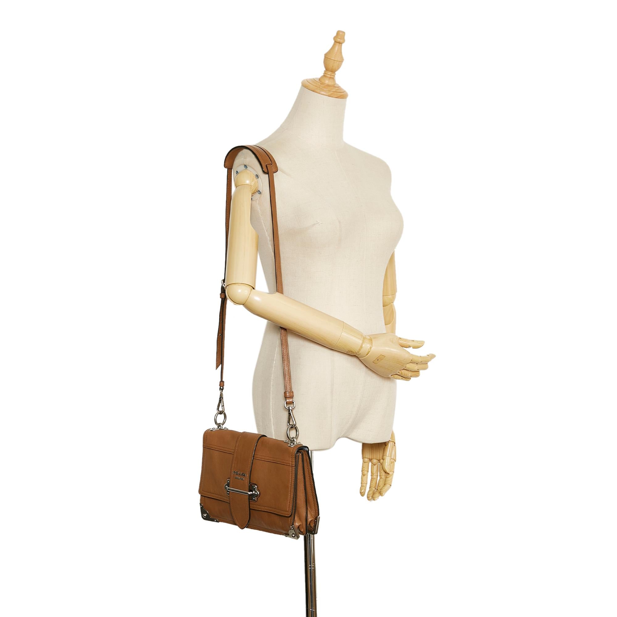 Prada Cahier Crossbody Bag (SHG-tCaGhz)