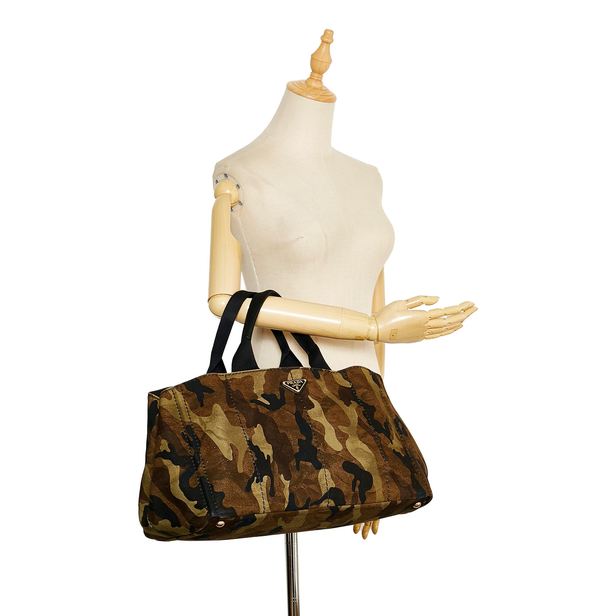 Prada Canapa Camouflage Tote Bag (SHG-9fv1Tl)