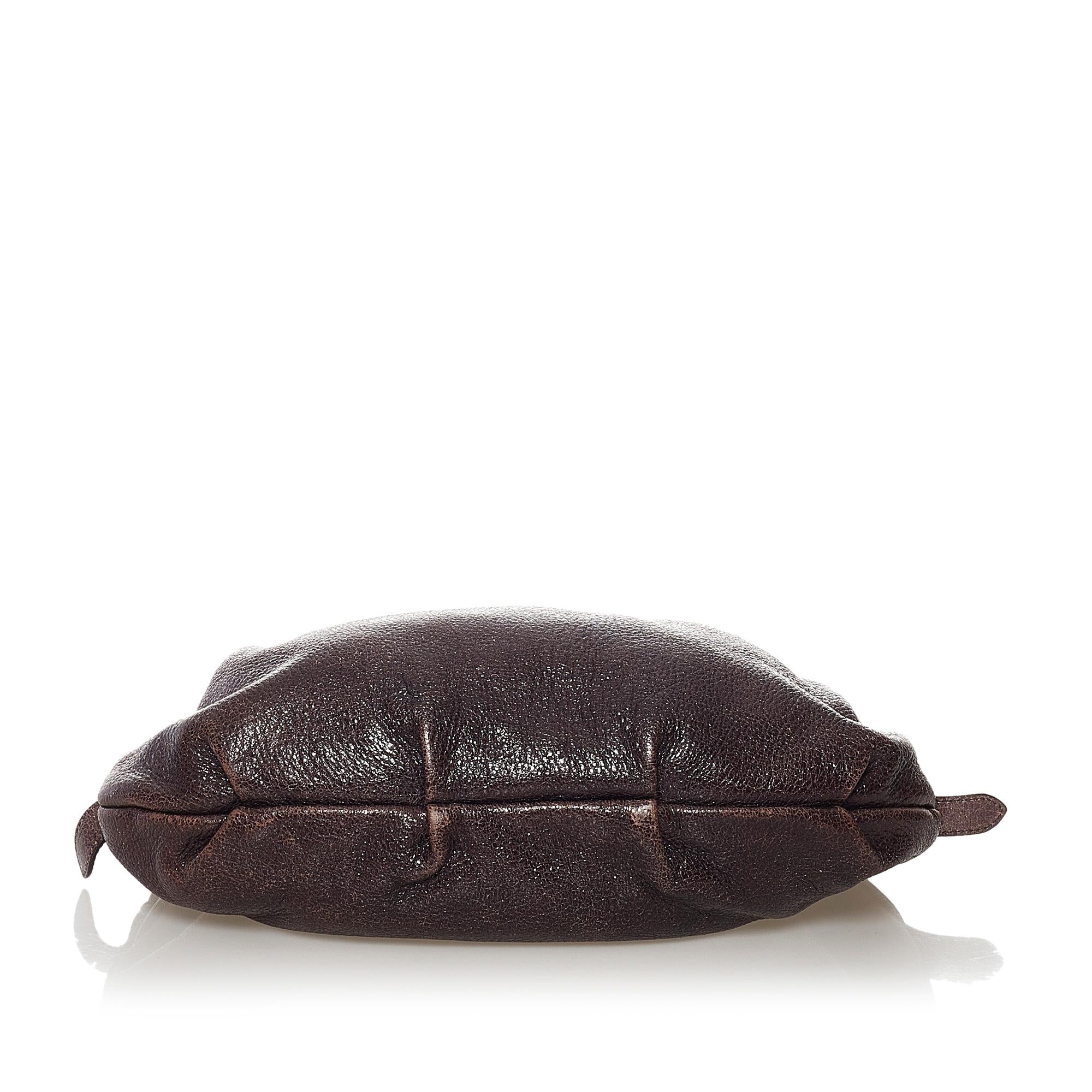 Prada Cervo Lux Shoulder Bag (SHG-31721)