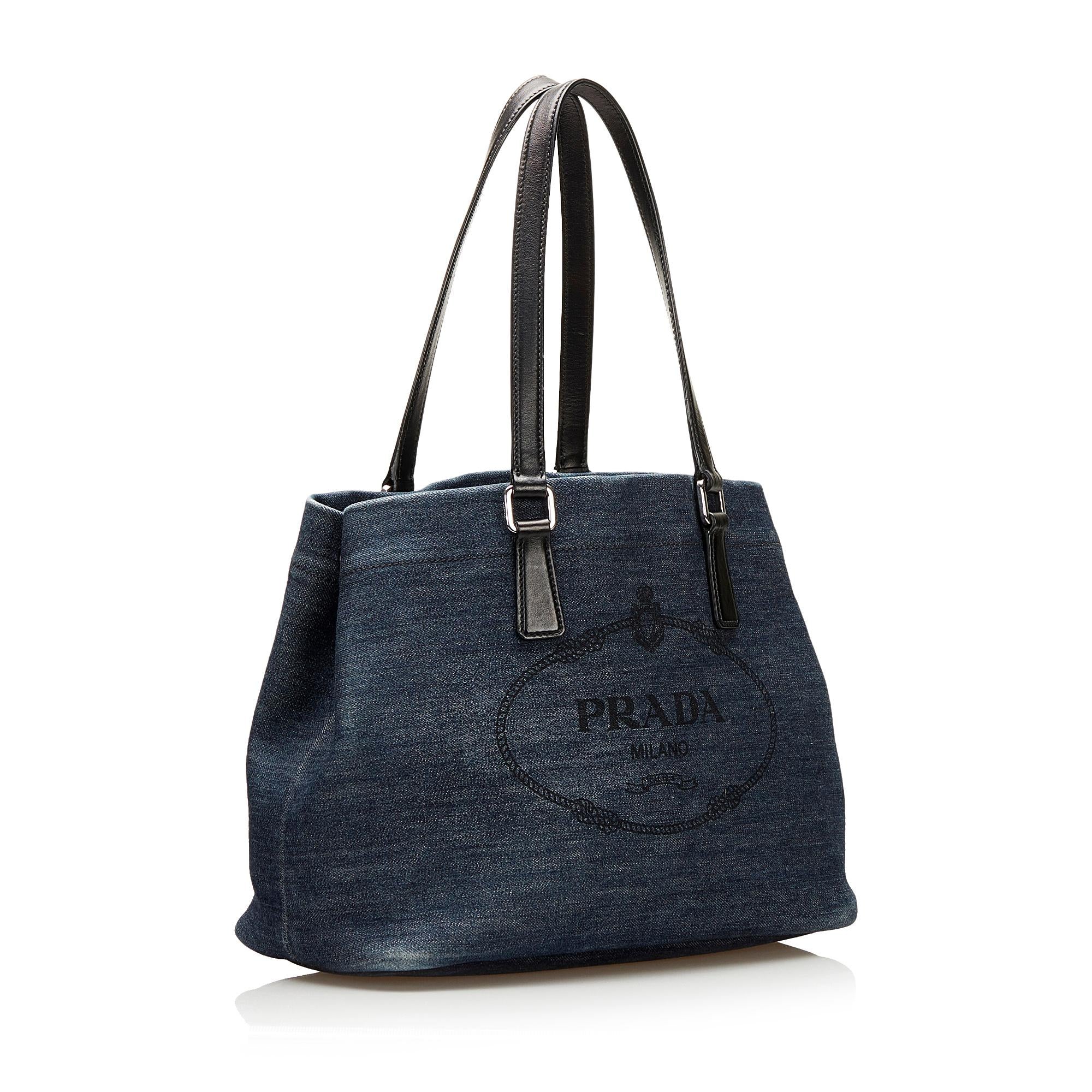 Prada Denim Tote (SHG-36836)