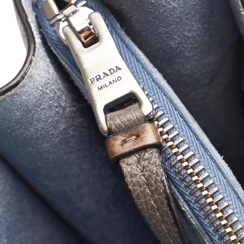Prada Etiquette Leather Tote Bag (SHG-32088)