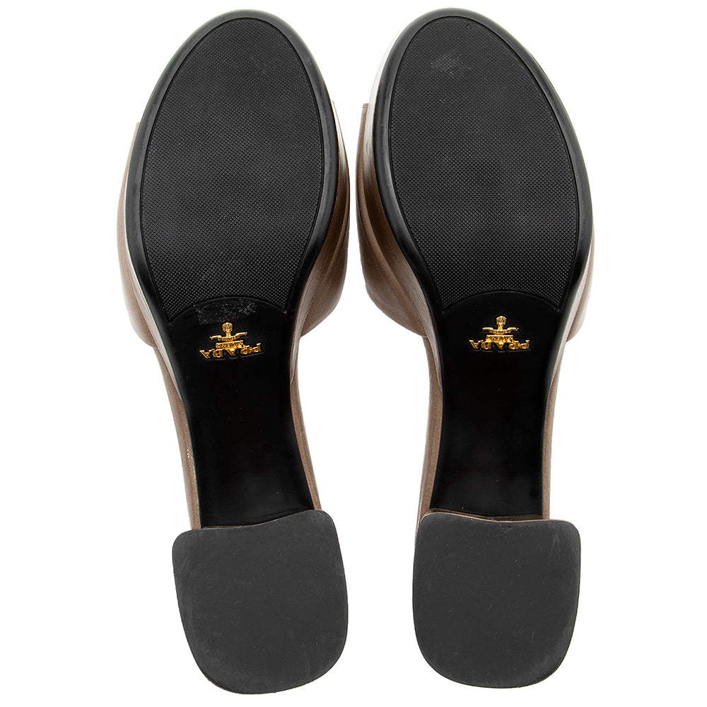 Prada Leather Platform Sandals - Size  8 / 38 (SHF-19302)