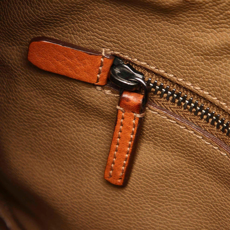 Prada Leather Shoulder Bag (SHG-22387)