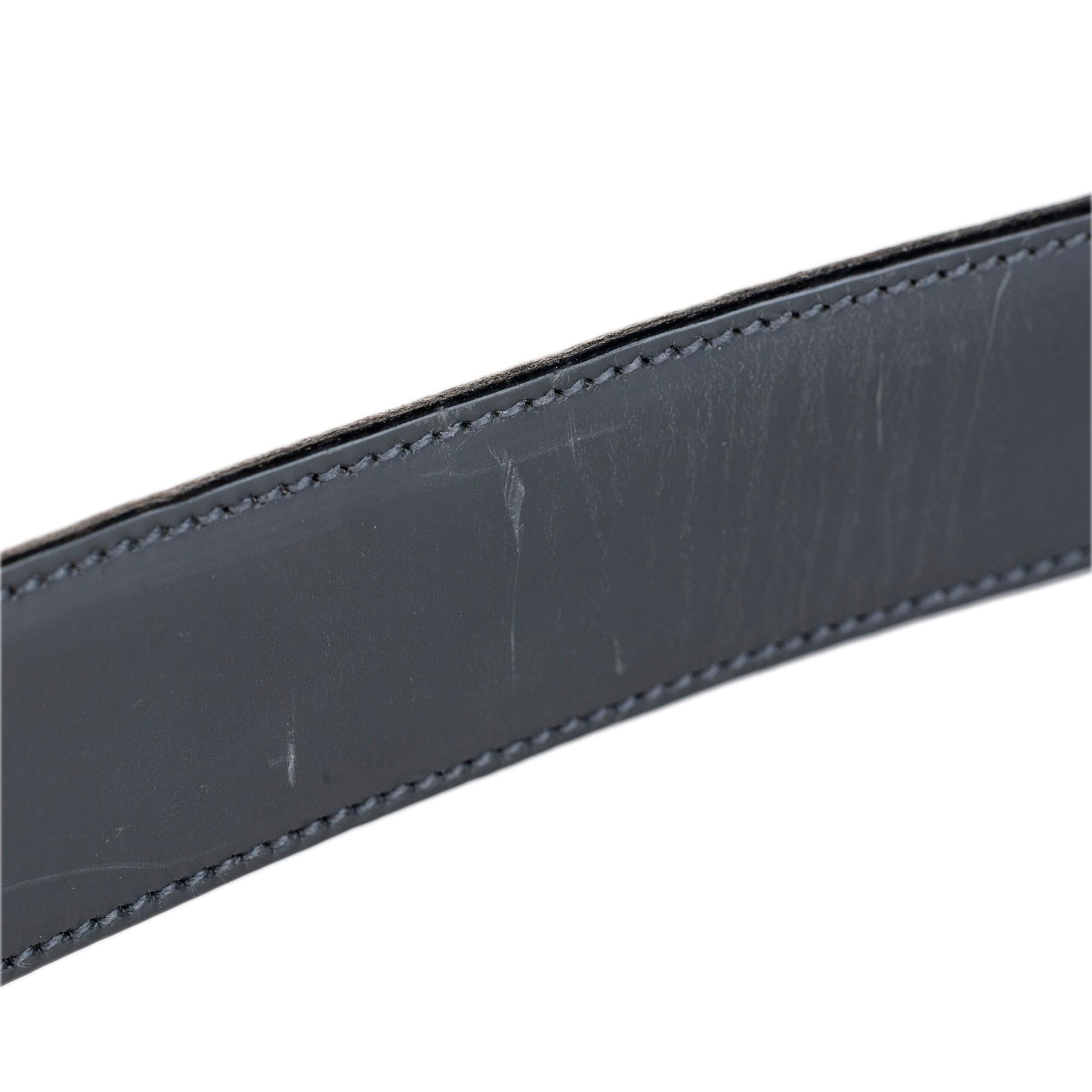 Prada Leather Shoulder Bag (SHG-32479)