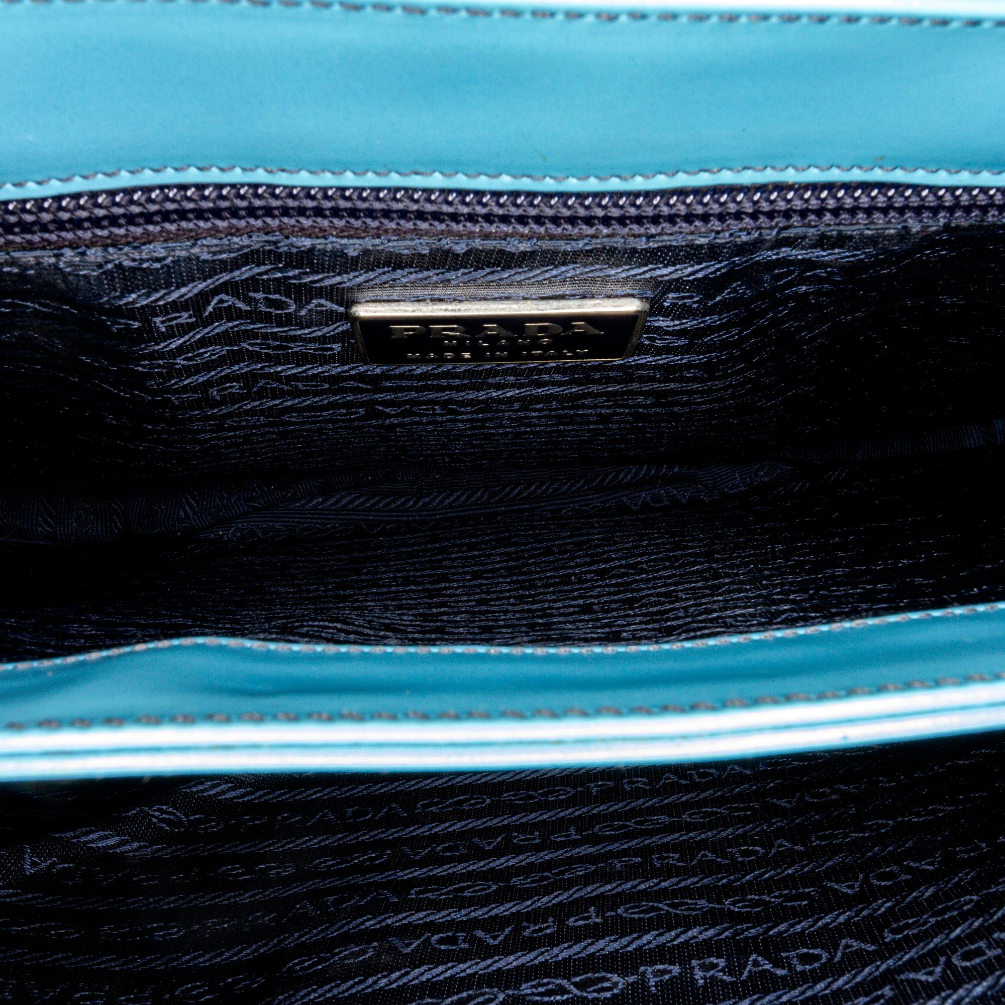 Prada Leather Shoulder Bag (SHG-32479)