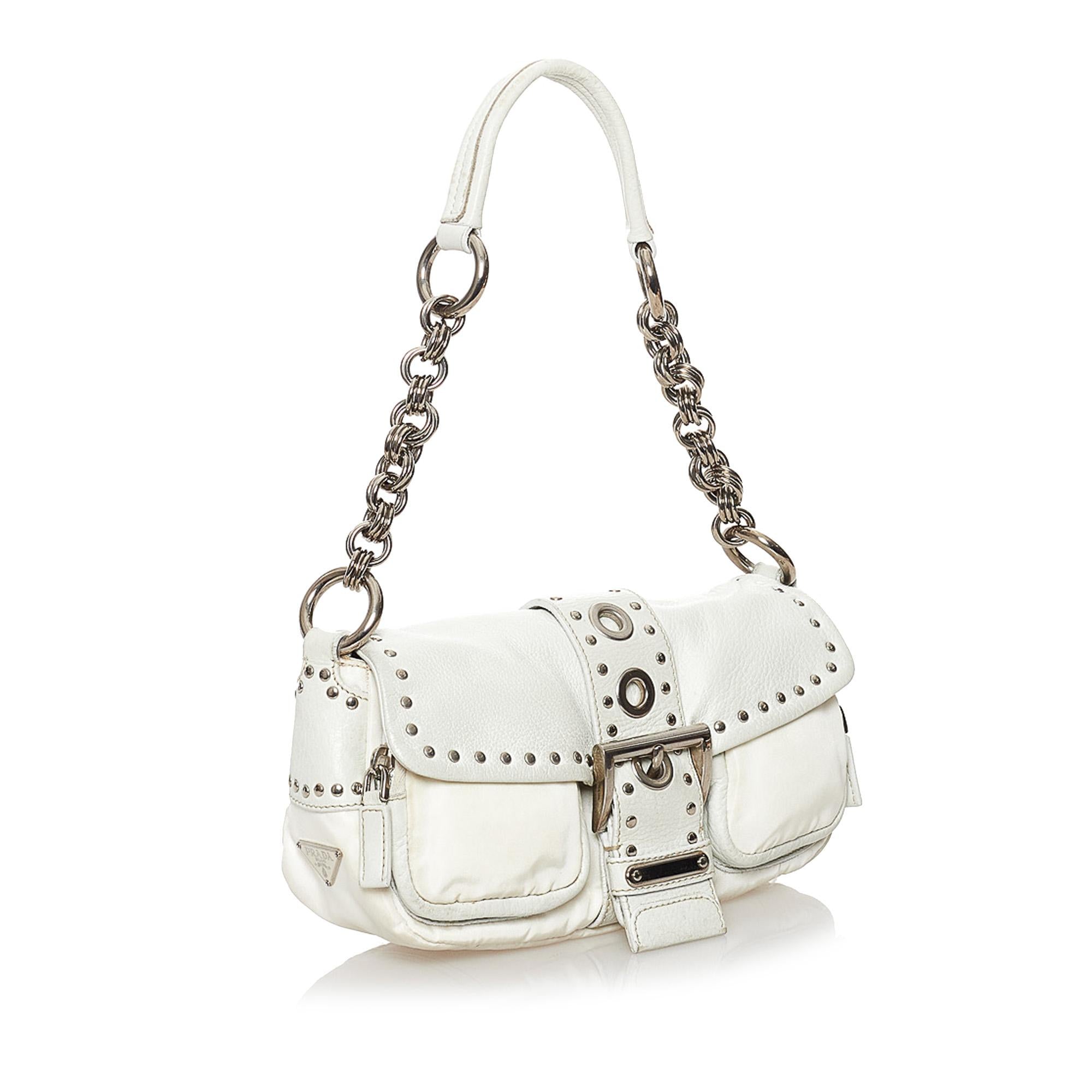 Prada Leather Shoulder Bag (SHG-32540)