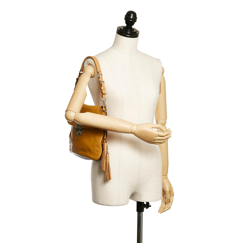 Prada Leather Shoulder Bag (SHG-33898)