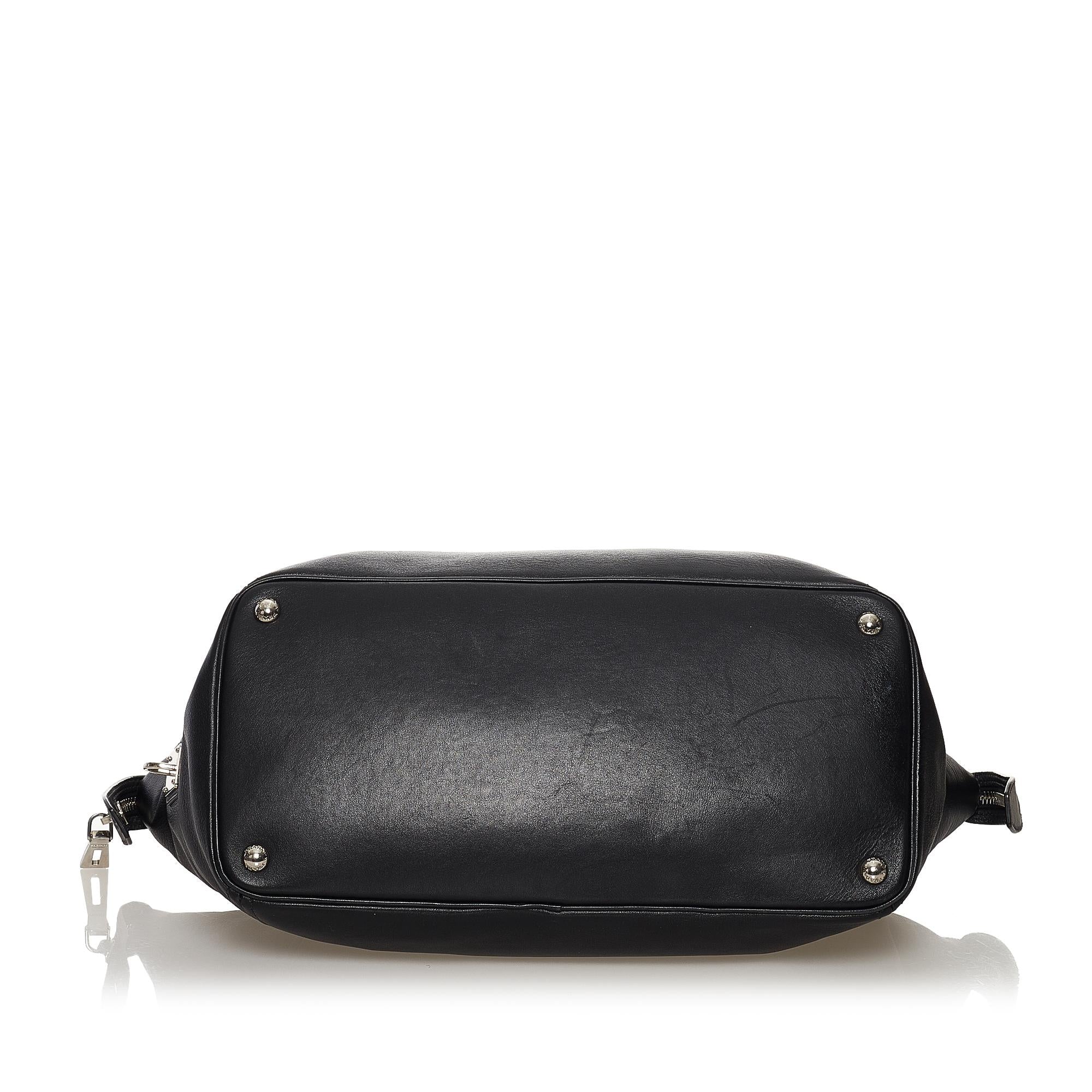 Prada Leather Tote Bag (SHG-32280)