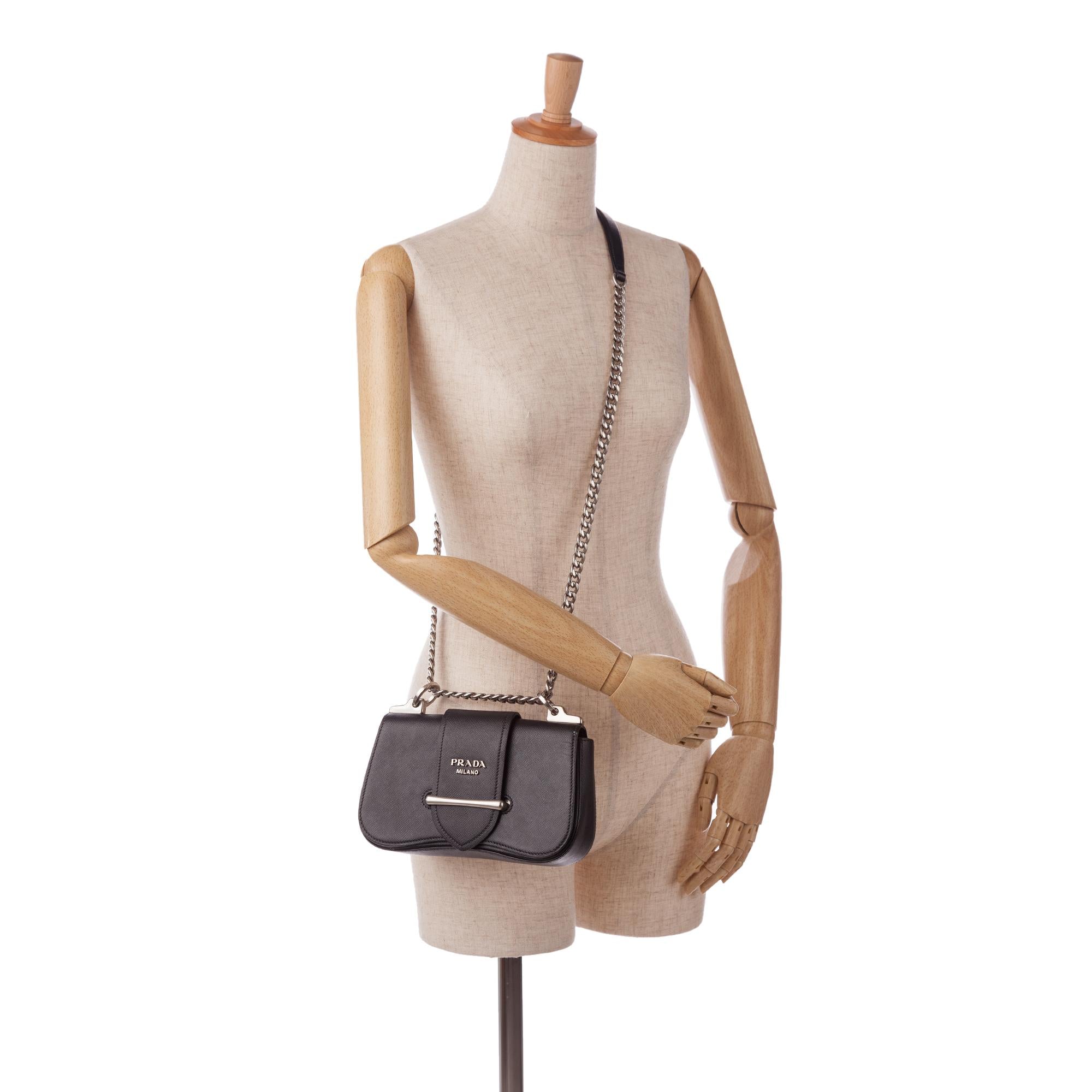 Prada Medium Saffiano Lux Sidonie (SHG-ChLejL)