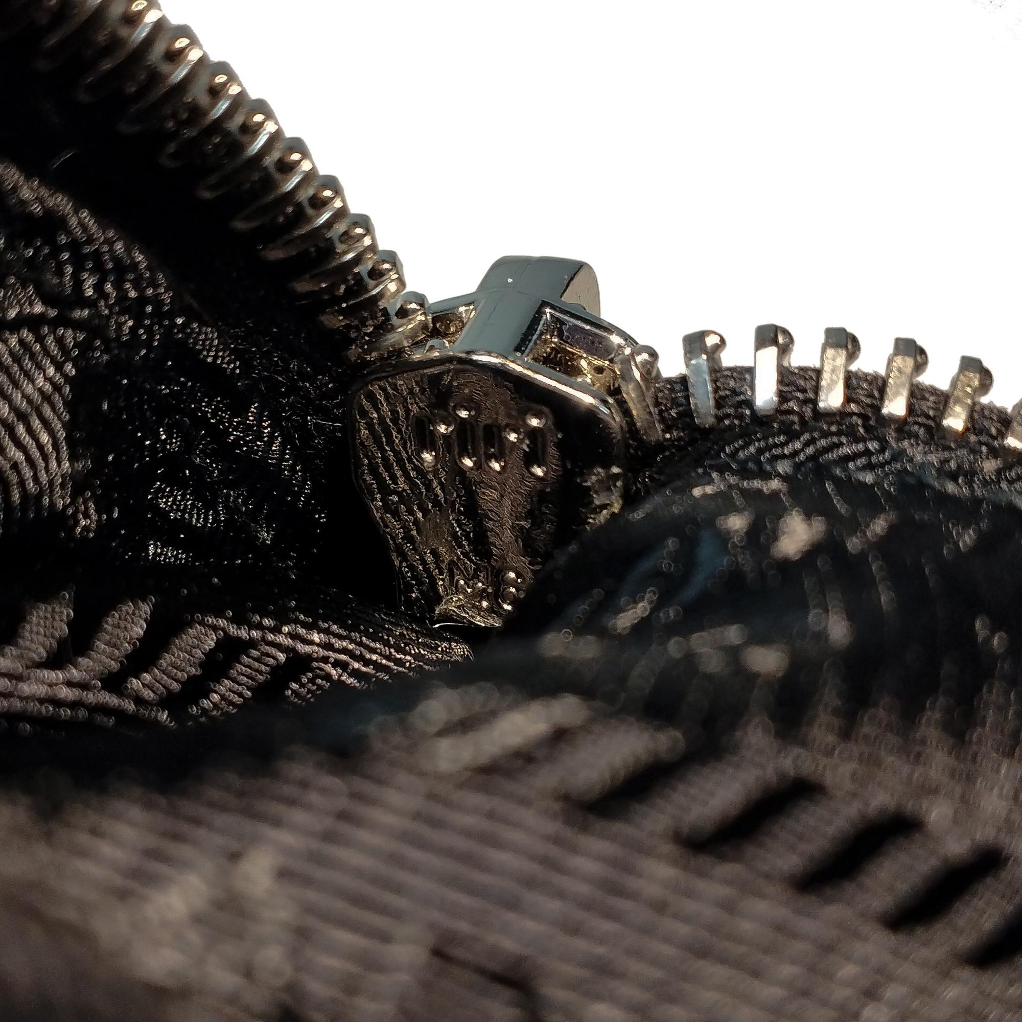 Prada Re-Nylon Crossbody bag (SHG-37986)