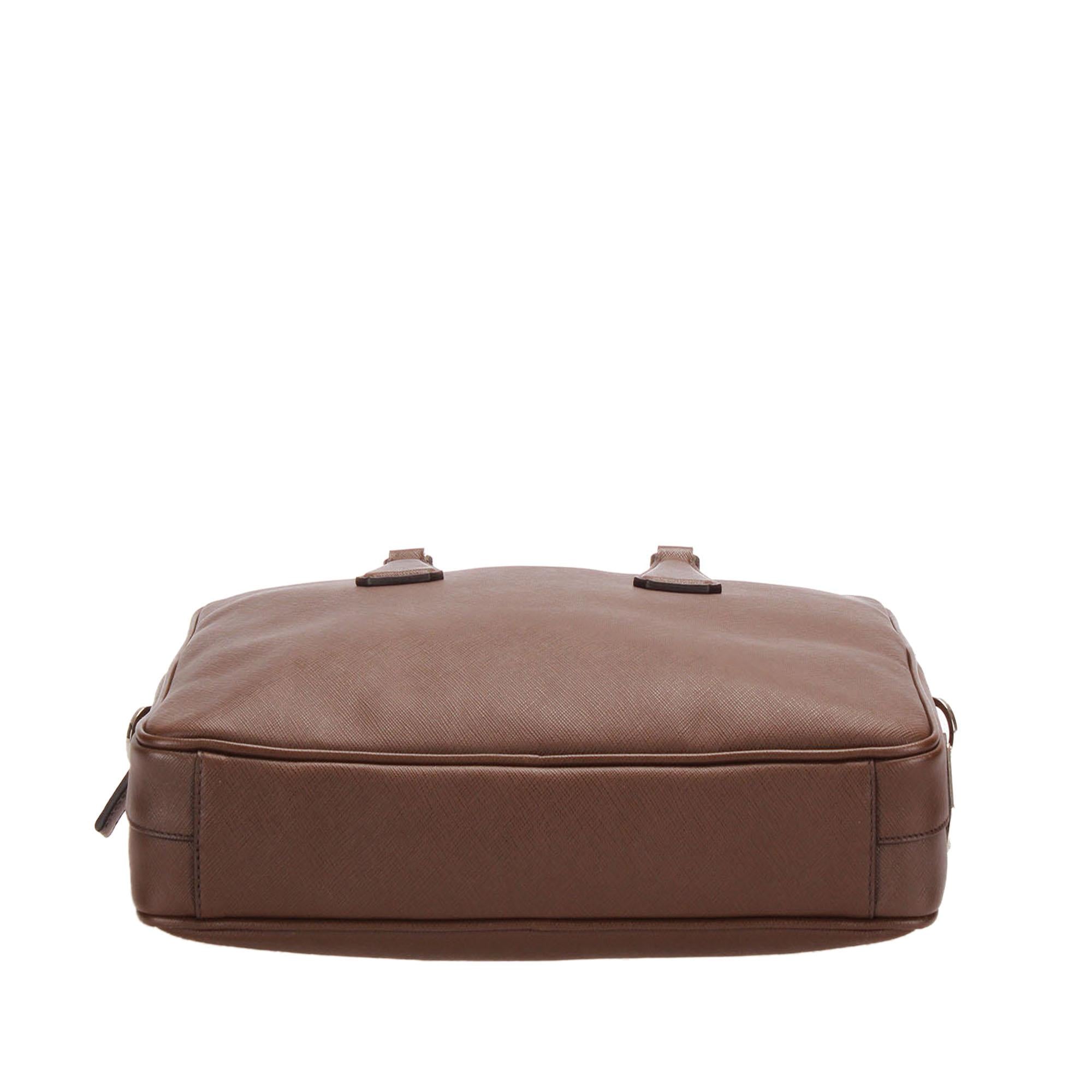 Prada Saffiano Messenger Bag (SHG-13066)