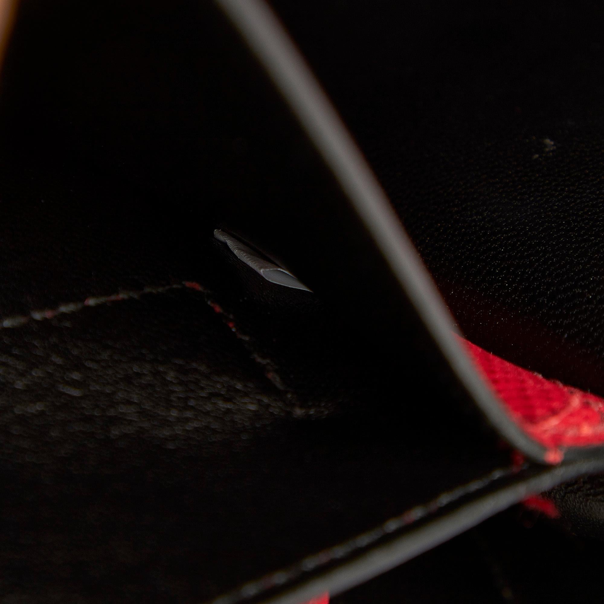 Prada Saffiano Handbag (SHG-18861)