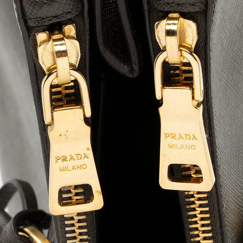 Prada Saffiano Galleria Heart Double Zip Handbag (SHG-29673) – LuxeDH