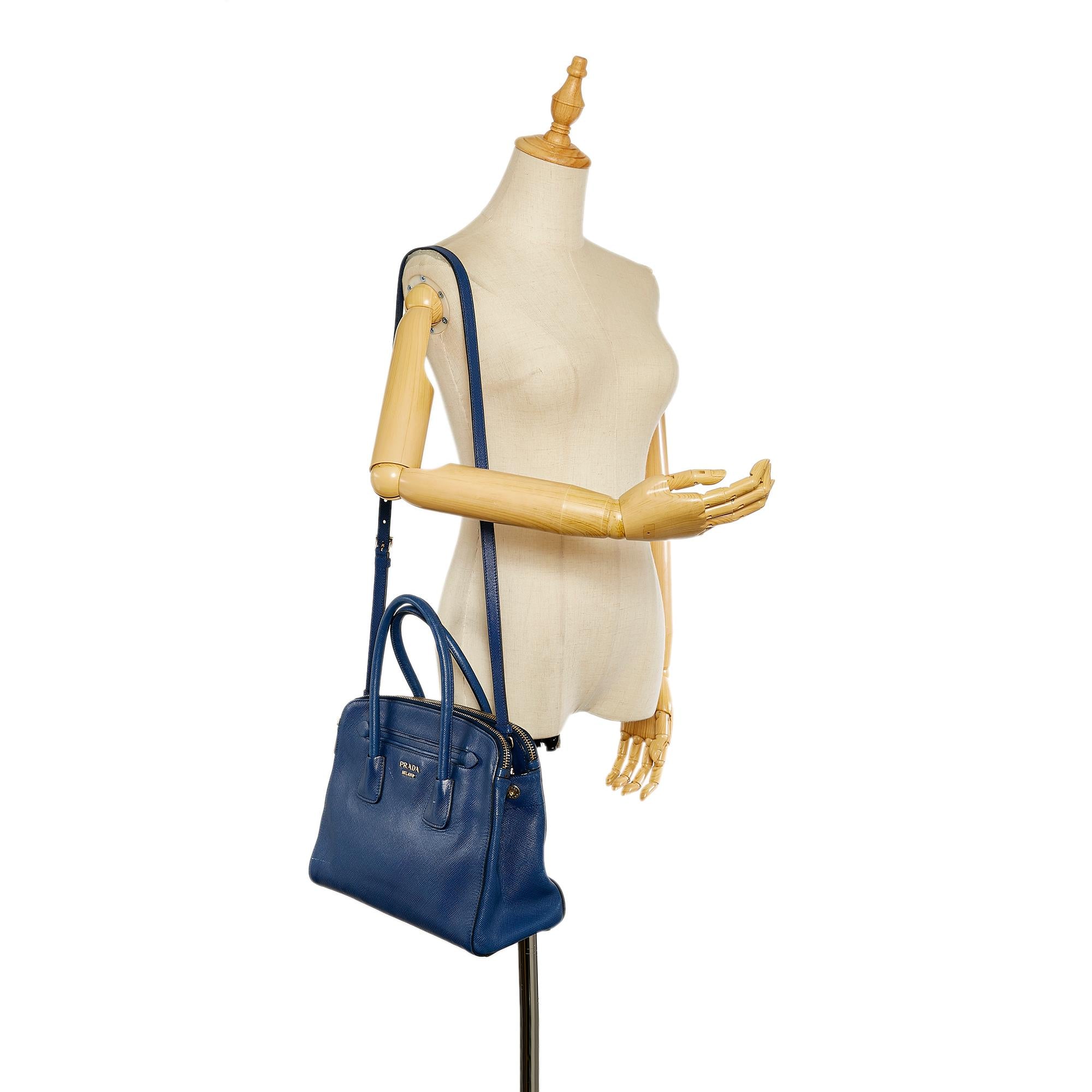 Prada Saffiano Satchel (SHG-25210)